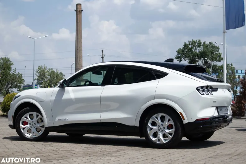 Ford Mustang Mach-E din 2024 cu 7.897 km - oferta FOR180026 - foto 10