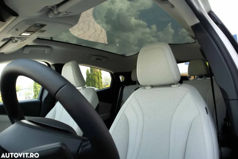 Ford Mustang Mach-E din 2024 cu 7.897 km - oferta FOR180026 - foto 15