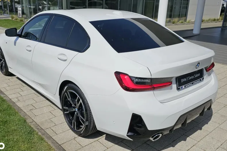 BMW Seria 3 din 2025 cu 10 km - oferta BMW180030 - foto 3