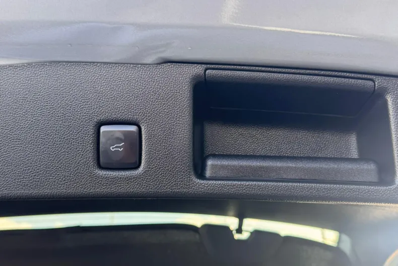 Ford Kuga din 2022 cu 41.685 km - oferta FOR180034 - foto 10