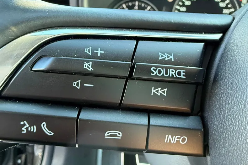 Mazda 3 din 2025 cu 1.881 km - oferta MAZ180036 - foto 12