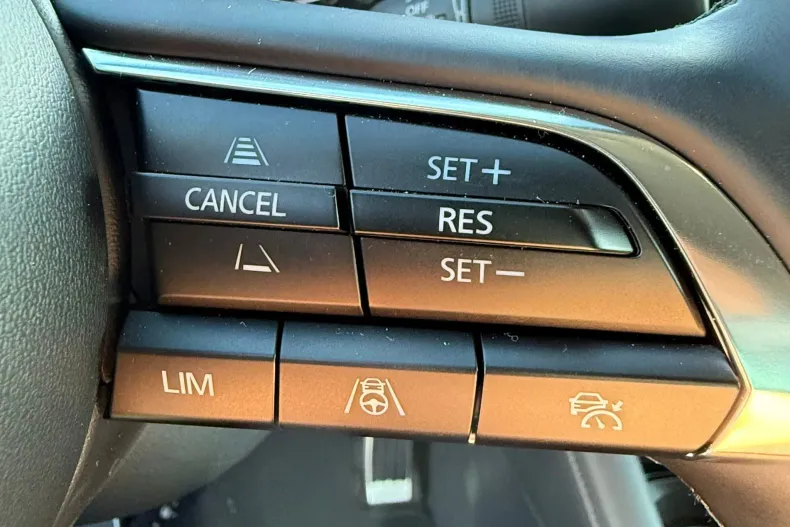 Mazda 3 din 2025 cu 1.881 km - oferta MAZ180036 - foto 13