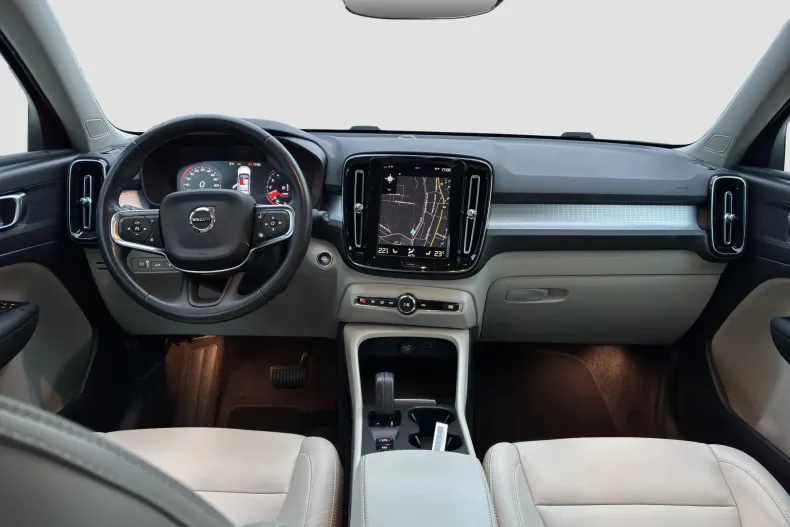 Volvo XC40 din 2021 cu 128.800 km - oferta VOL180052 - foto 5