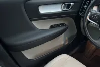 Volvo XC40 din 2021 cu 128.800 km - oferta VOL180052 - foto 16