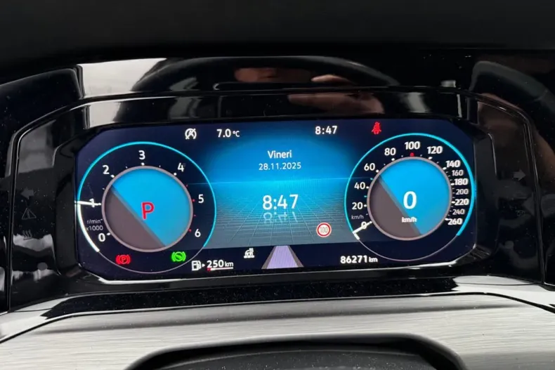 Volkswagen Golf din 2022 cu 86.217 km - oferta VOL180054 - foto 5