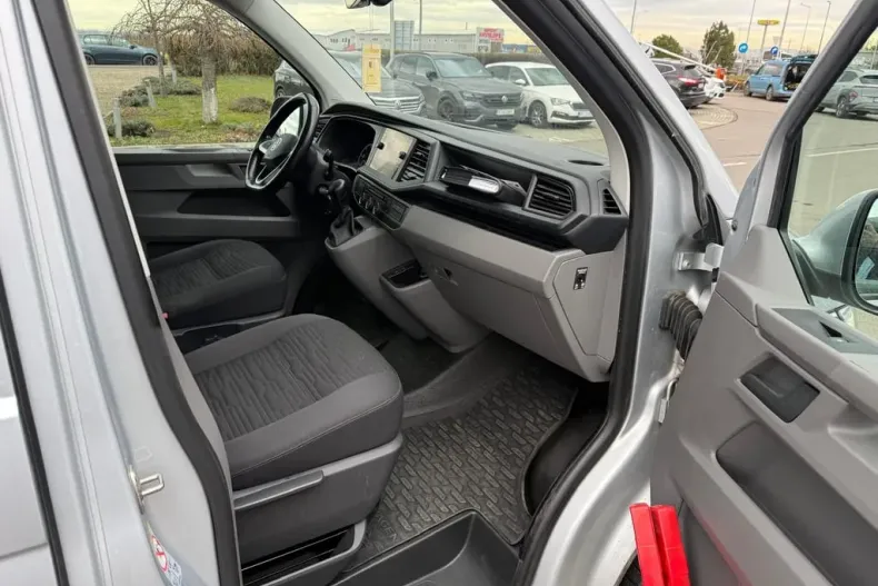 Volkswagen Caravelle din 2021 cu 112.800 km - oferta VOL180055 - foto 12