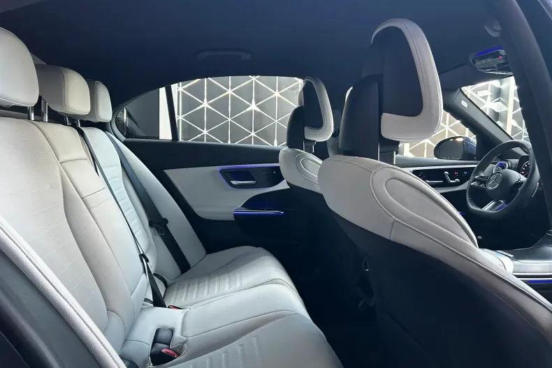 Mercedes-Benz C din 2024 cu 12.680 km - oferta MER180060 - foto 13