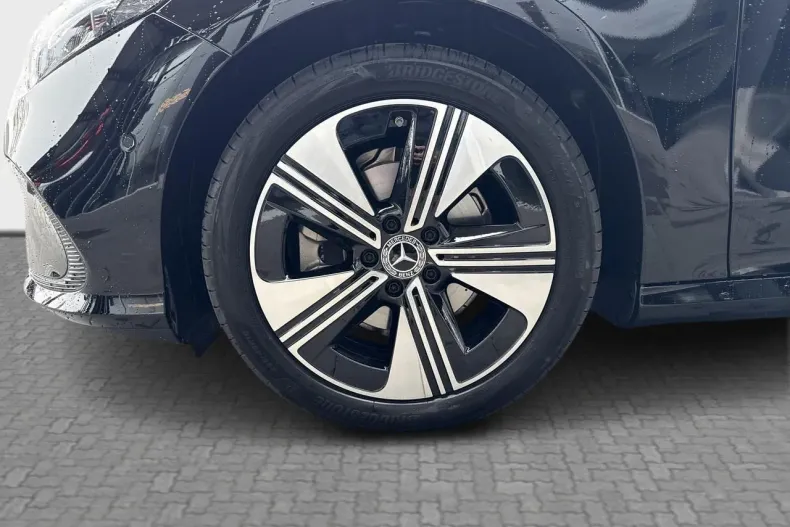 Mercedes-Benz CLA (Clasa CLA) din 2025 cu 7 km - oferta MER180062 - foto 5