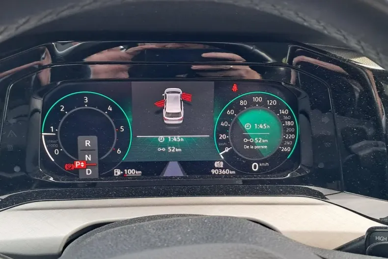 Volkswagen Golf din 2021 cu 90.360 km - oferta VOL180064 - foto 9