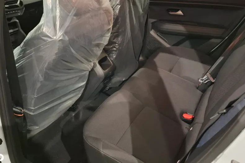 Dacia Duster din 2025 cu 5 km - oferta DAC180065 - foto 14