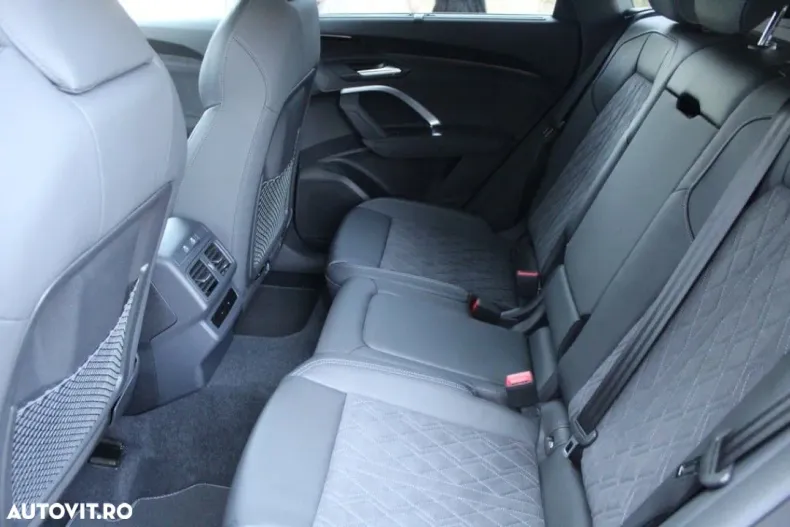 Audi Q5 din 2025 cu 9.000 km - oferta AUD180066 - foto 7