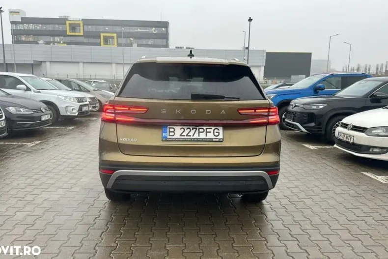 Skoda Kodiaq din 2024 cu 20.275 km - oferta SKO180067 - foto 16