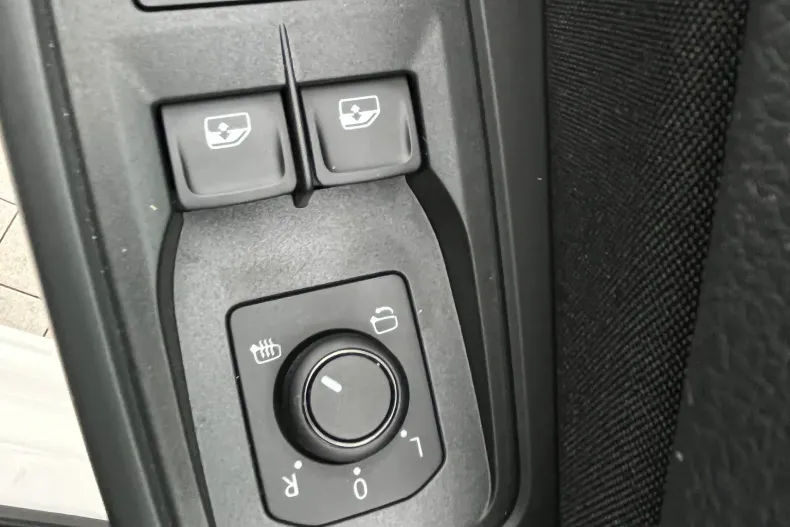 Volkswagen Caddy din 2025 cu 4.214 km - oferta VOL180069 - foto 19