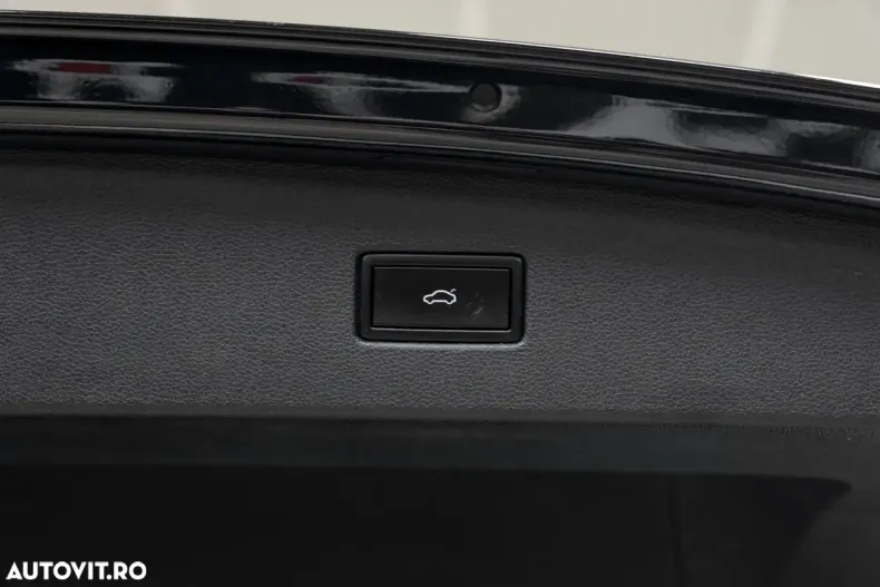 Volkswagen Tiguan din 2020 cu 150.000 km - oferta VOL180080 - foto 17