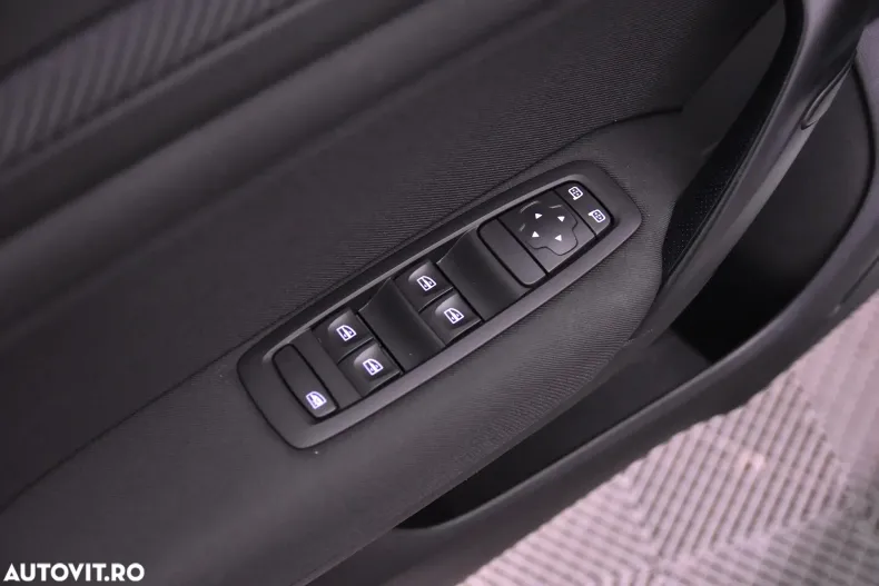 Renault Megane din 2022 cu 106.598 km - oferta REN180082 - foto 14