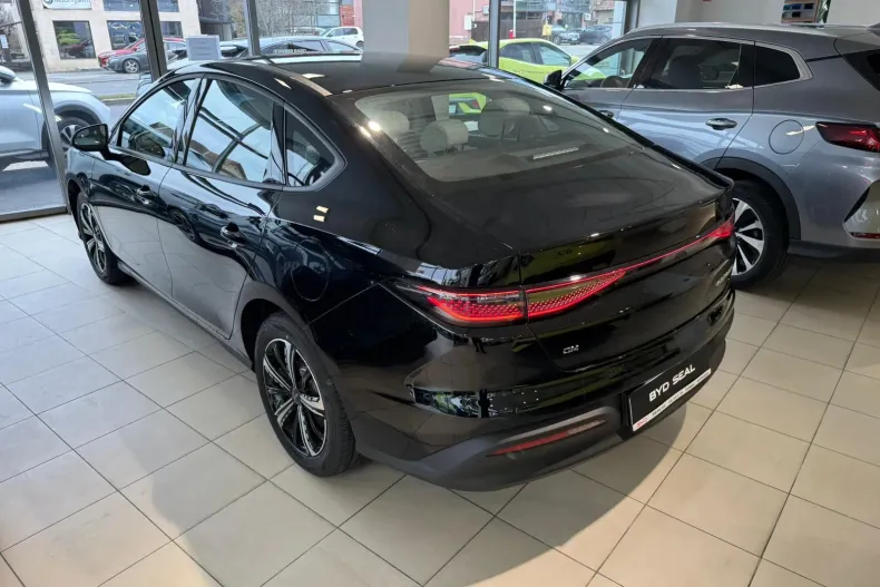 BYD SEAL din 2025 cu 5 km - oferta BYD180093 - foto 10