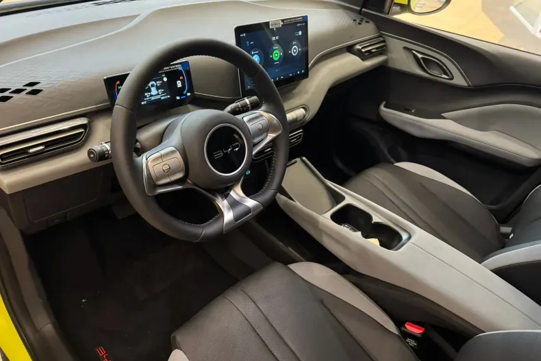 BYD DOLPHIN din 2025 cu 21 km - oferta BYD180095 - foto 5