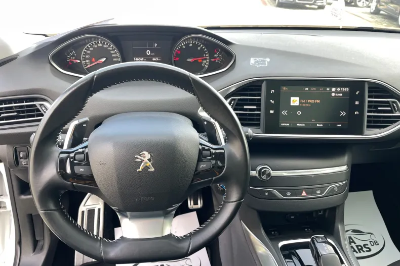 Peugeot 308 din 2020 cu 146.000 km - oferta PEU180096 - foto 37