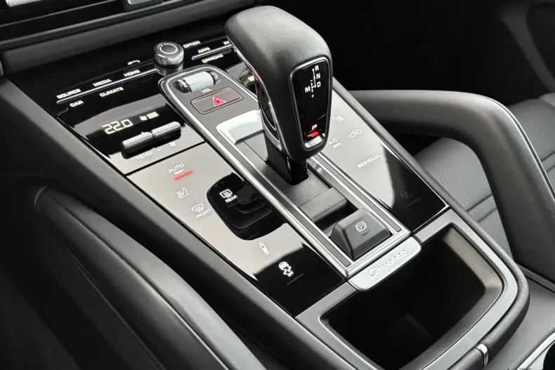 Porsche Cayenne din 2022 cu 51.250 km - oferta POR180101 - foto 14