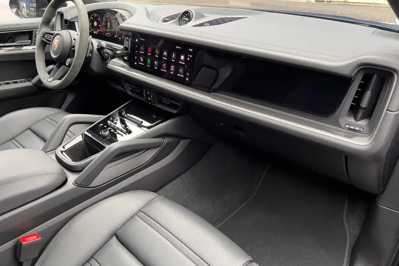 Porsche Cayenne din 2025 cu 16.500 km - oferta POR180103 - foto 14