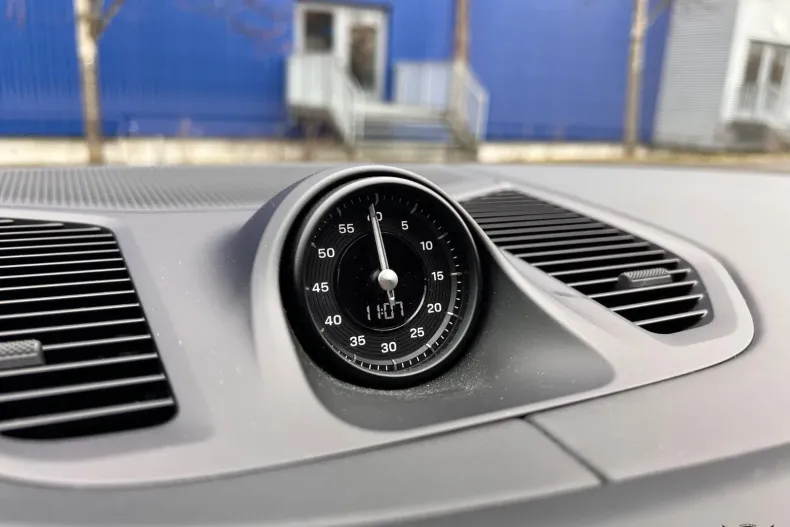 Porsche Cayenne din 2025 cu 16.500 km - oferta POR180103 - foto 23