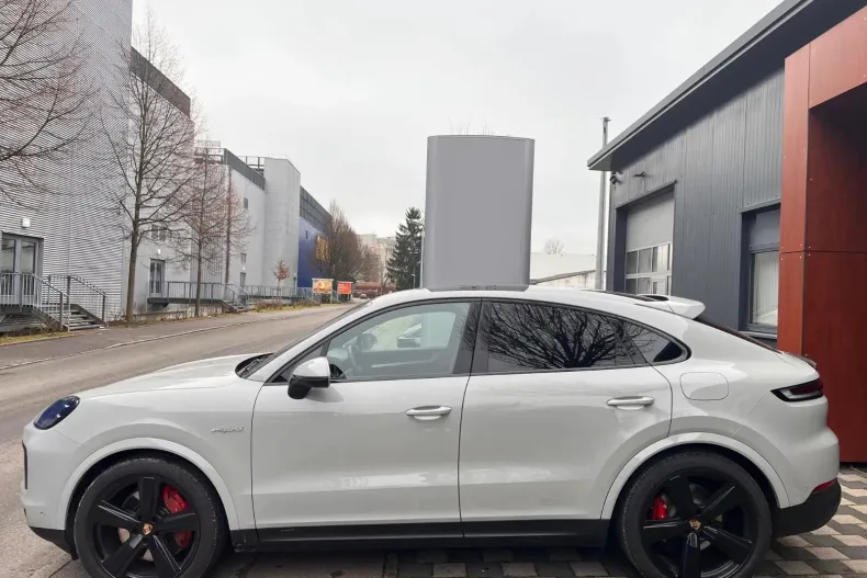 Porsche Cayenne Coupe din 2025 cu 7.200 km - oferta POR180104 - foto 4