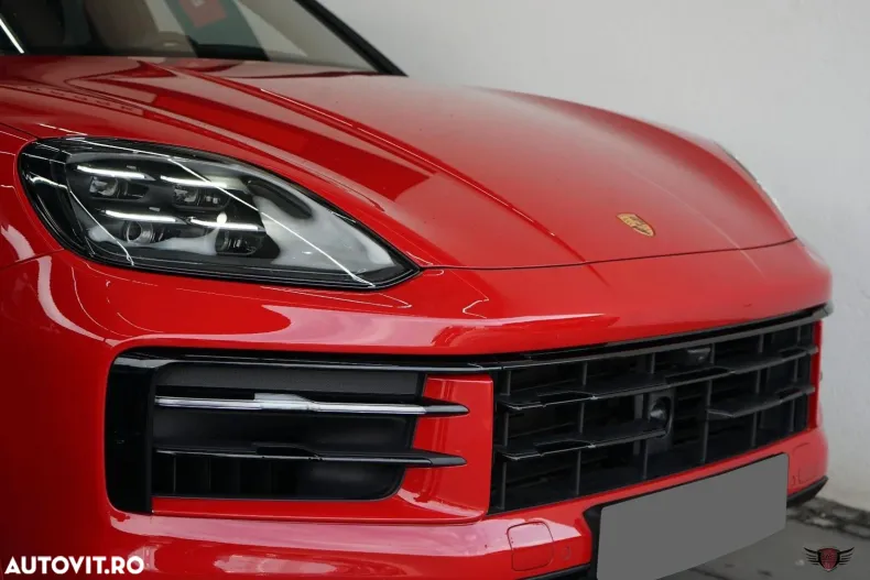 Porsche Cayenne Coupe din 2024 cu 16.350 km - oferta POR180108 - foto 5