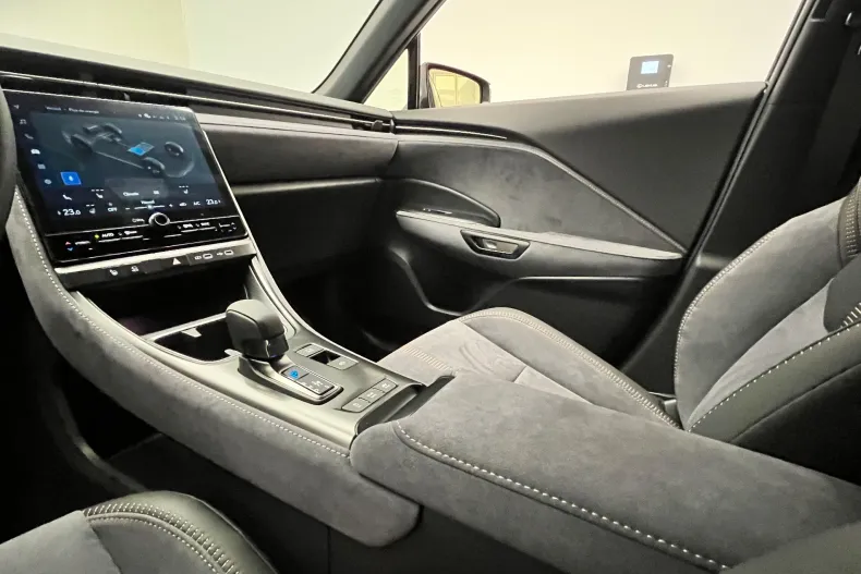 Lexus LBX din 2025 cu 6 km - oferta LEX180109 - foto 15