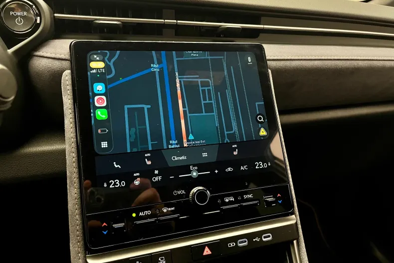 Lexus LBX din 2025 cu 6 km - oferta LEX180109 - foto 24