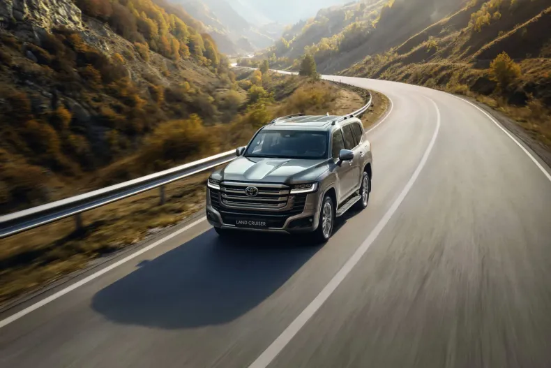 Toyota Land Cruiser din 2026 cu 10 km - oferta TOY180110 - foto 4