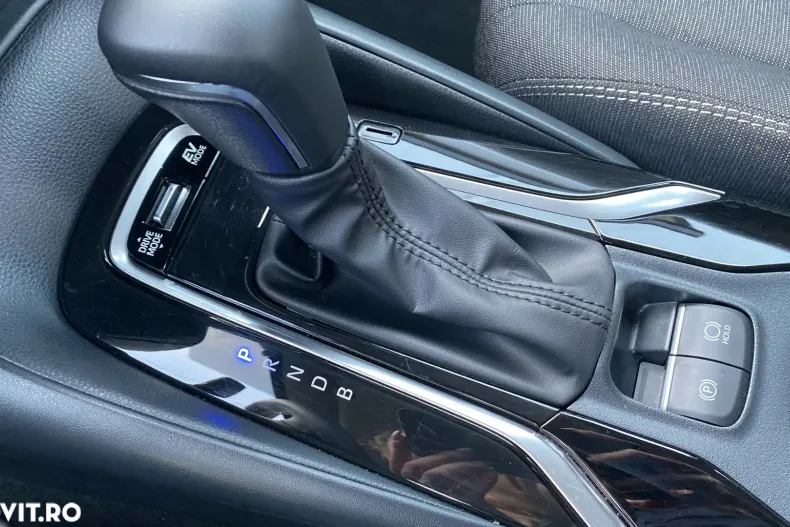 Toyota Corolla din 2025 cu 1.000 km - oferta TOY180112 - foto 10