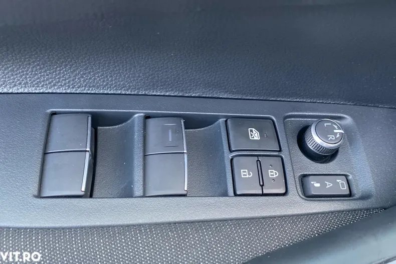 Toyota Corolla din 2025 cu 1.000 km - oferta TOY180112 - foto 11