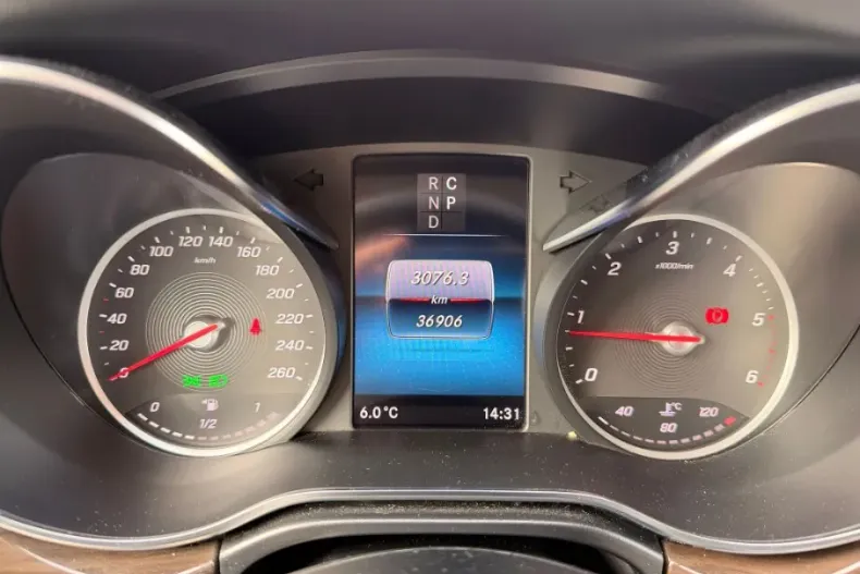 Mercedes-Benz V din 2023 cu 36.906 km - oferta MER180117 - foto 25