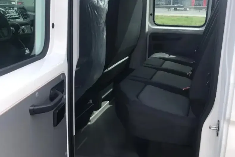 Volkswagen Crafter din 2026 cu 3 km - oferta VOL180127 - foto 3