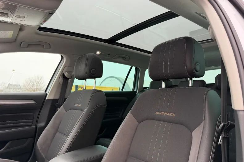 Volkswagen Passat Alltrack din 2022 cu 129.700 km - oferta VOL180132 - foto 5