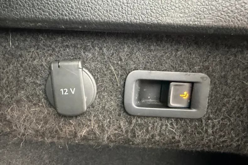 Volkswagen Passat Alltrack din 2022 cu 129.700 km - oferta VOL180132 - foto 12