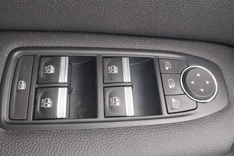 Renault Captur din 2024 cu 10 km - oferta REN180135 - foto 8