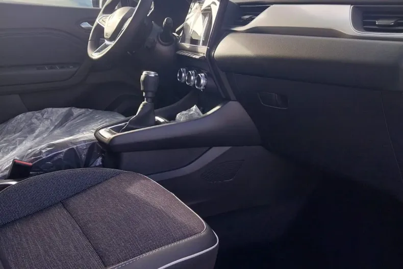 Renault Captur din 2024 cu 10 km - oferta REN180135 - foto 12