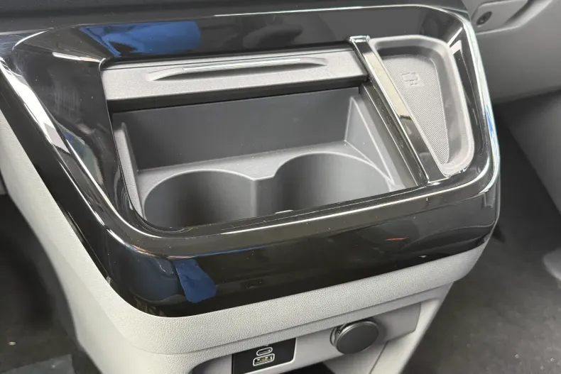 Ford Tourneo Custom din 2025 cu 1 km - oferta FOR180138 - foto 22