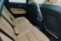 Volvo XC60 din 2021 cu 100.303 km - oferta VOL180141 - foto 7