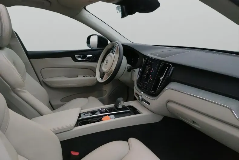 Volvo XC60 din 2022 cu 82.184 km - oferta VOL180142 - foto 7