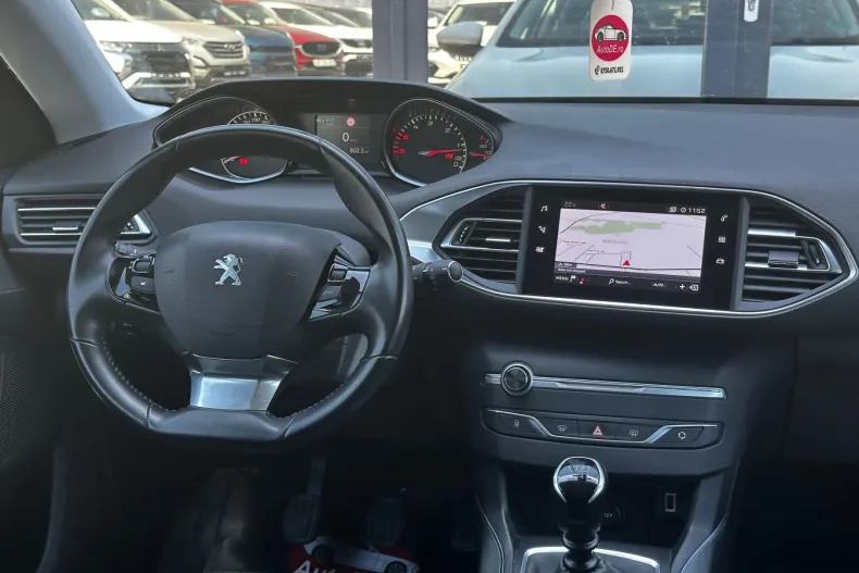 Peugeot 308 din 2021 cu 162.560 km - oferta PEU180148 - foto 9