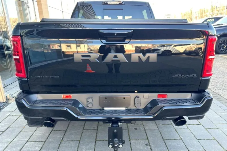 Dodge RAM din 2026 cu 20 km - oferta DOD180151 - foto 11