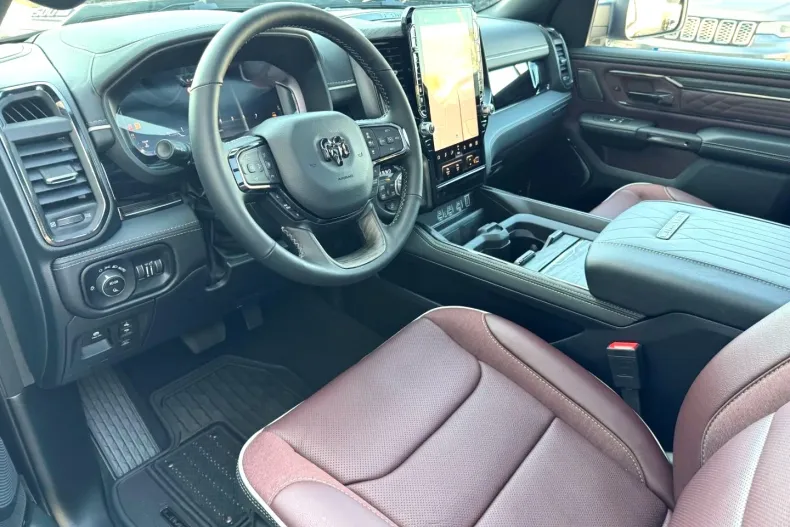 Dodge RAM din 2026 cu 20 km - oferta DOD180151 - foto 23