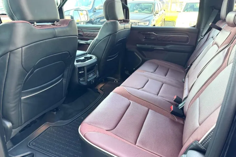 Dodge RAM din 2026 cu 20 km - oferta DOD180151 - foto 27