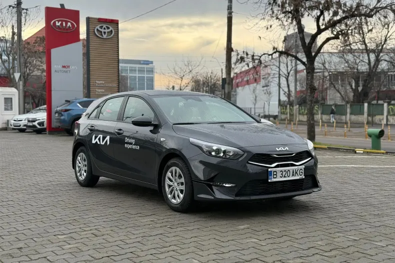 Kia Ceed din 2025 cu 2.500 km - oferta KIA180158 - foto 2