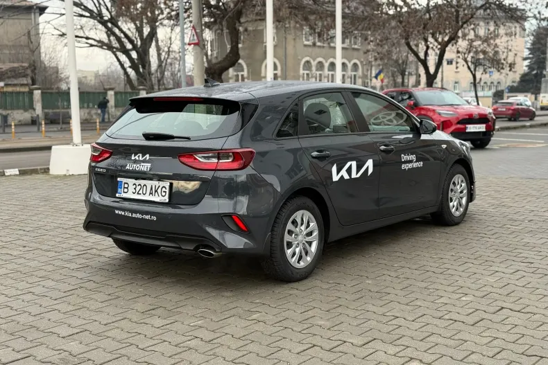 Kia Ceed din 2025 cu 2.500 km - oferta KIA180158 - foto 3