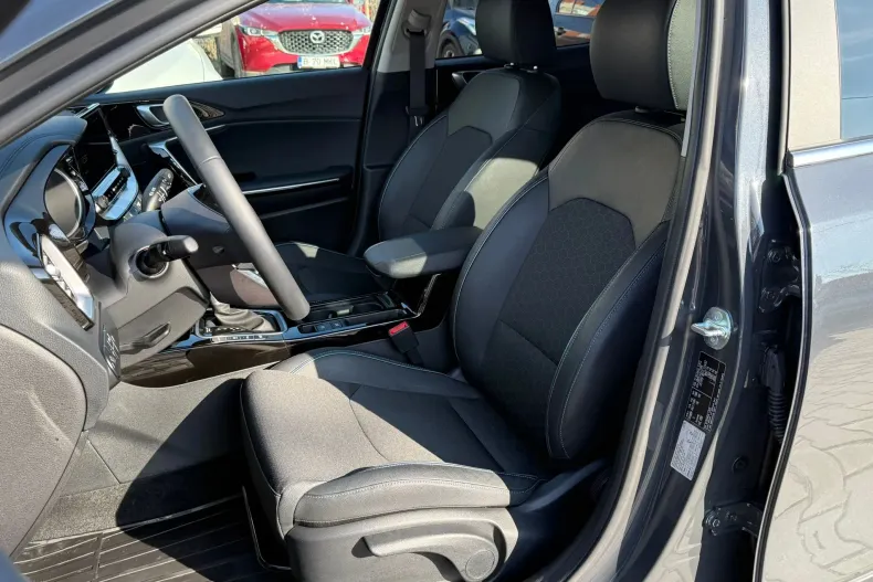 Kia XCeed din 2024 cu 2.300 km - oferta KIA180159 - foto 7