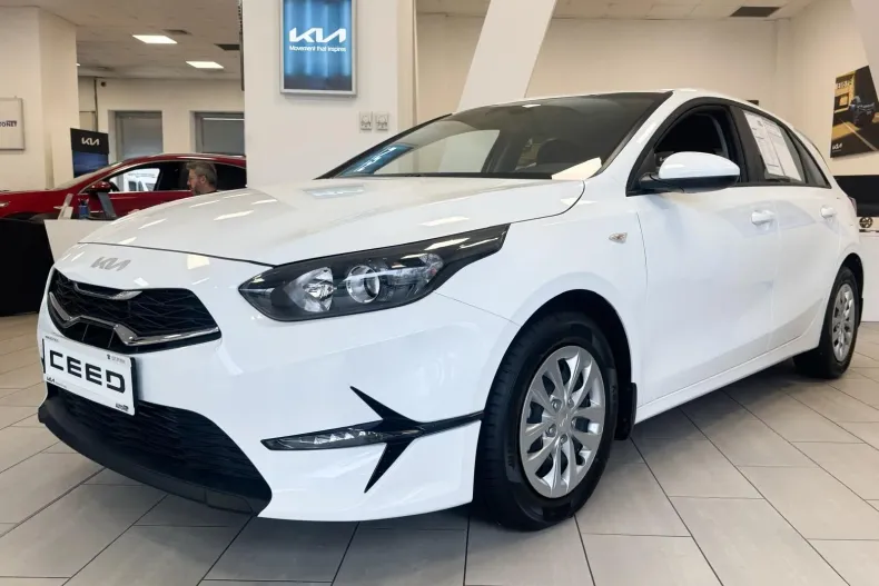 Kia Ceed din 2025 cu 1 km - oferta KIA180161 - foto 1