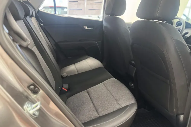 Kia Stonic din 2025 cu 1 km - oferta KIA180162 - foto 6